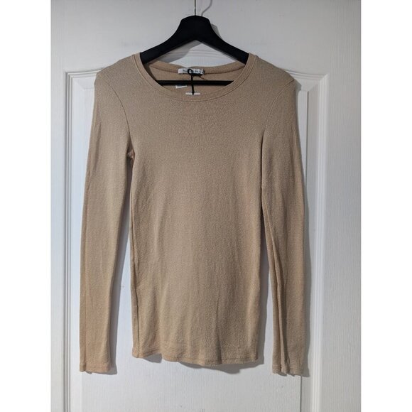 Michael Stars | Emil Long Sleeve Shine Tee In Light Gold - Picture 2 of 9